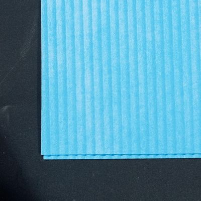 Qualité Matériau de filtration pour mélange synthétique de cellulose à base de nanofibres Rétracteur de flamme Filtration de poussière ondulée usine