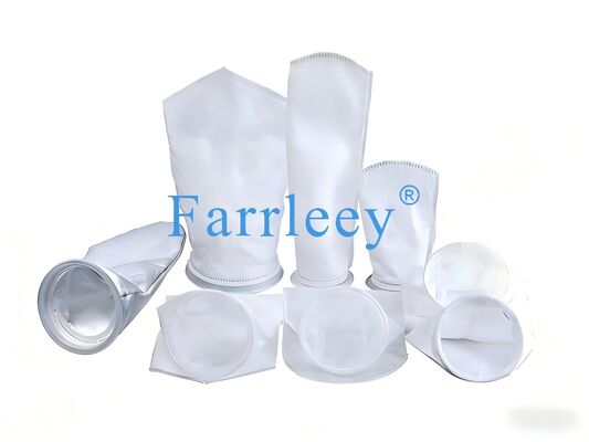 Qualité Sacs filtrants pour galvanoplastie en polypropylène, fabrication sans huile de silicone et anneau en acier inoxydable soudé avec précision pour la filtration chimique usine