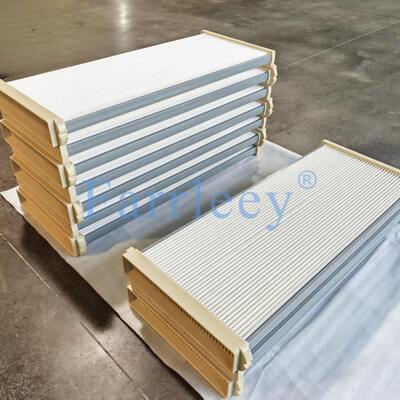 Qualité Filtre de collecte de poussière de tremplin alternatif d'origine avec 99,95% d'efficacité et technologie de filtration de surface revêtue de téflon pour les systèmes de découpe laser usine